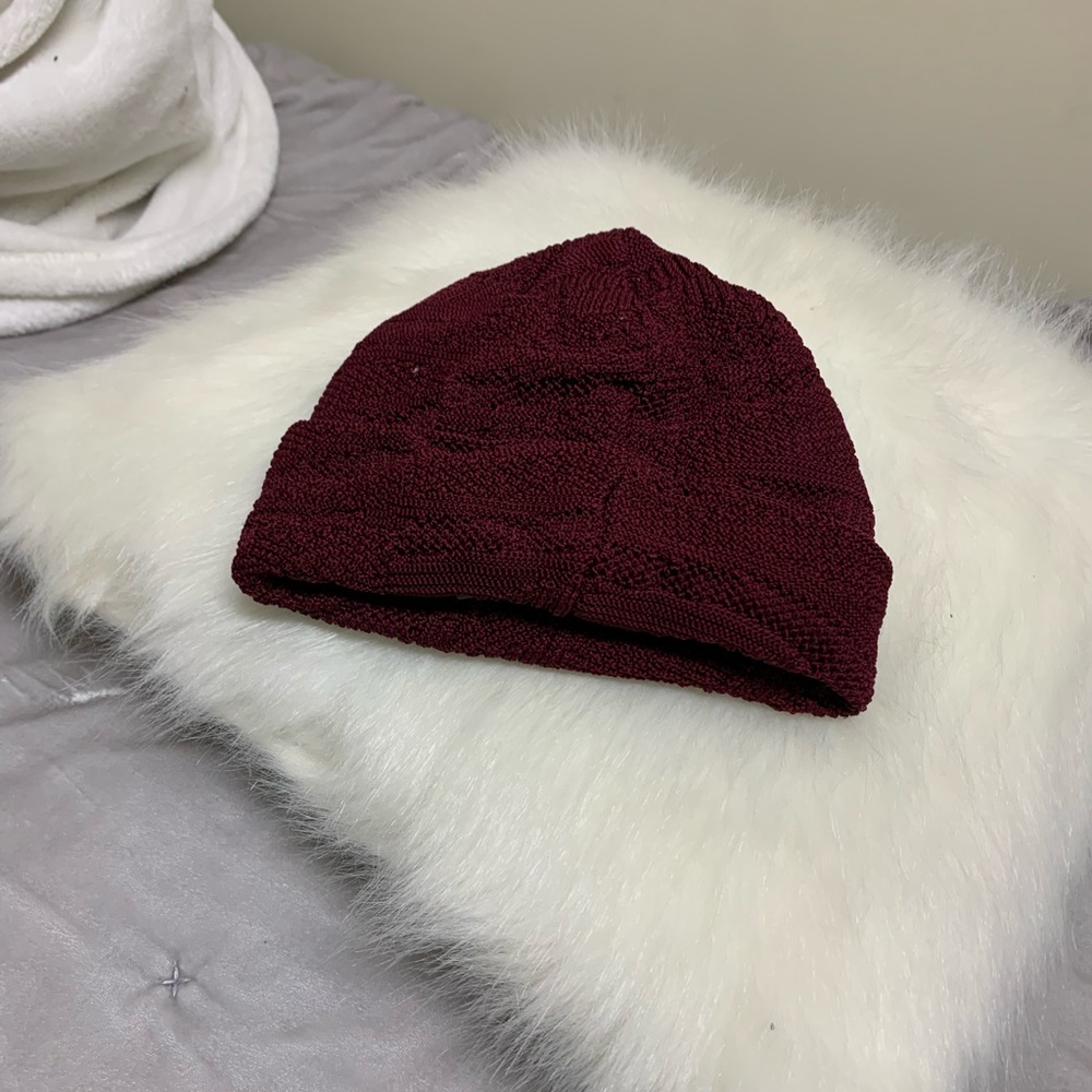 Hat - Picture 2 of 3